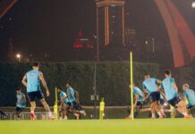 Treino do Flamengo em Doha (Catar) à noite