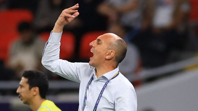 “Não sabem nada de futebol!”: Técnico do Pyramids explode com jornalistas em coletiva