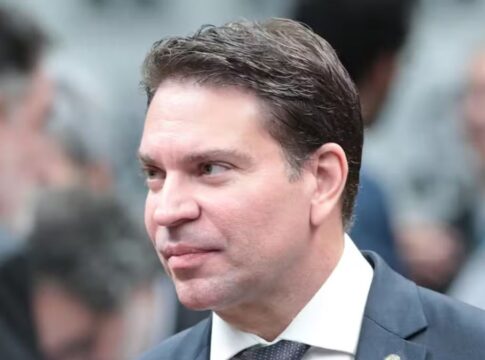 Ramagem só renuncia ao mandato com asilo nos EUA, diz líder do PL