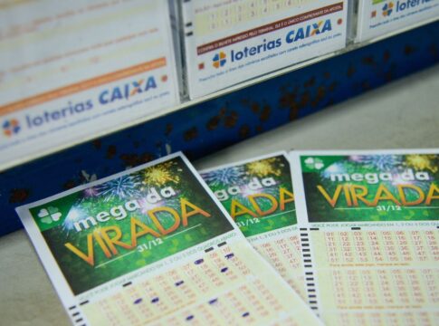 Cartelas preenchidas da mega da virada