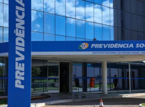 CPMI do INSS cancela sessão após filho de Camisotti apresentar atestado médico