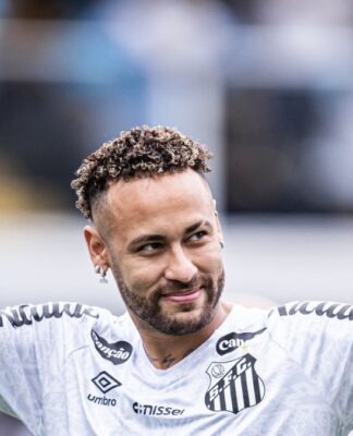 Neymar pede a Ancelotti chance na seleção e promete hexa na Copa do Mundo de 2026