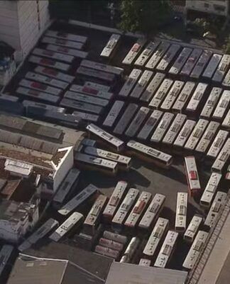 Greve de ônibus paralisa 24 linhas no Rio de Janeiro