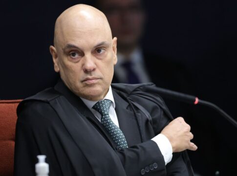 O ministro Alexandre de Moraes participa de sessão no STF