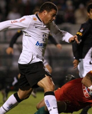 Corinthians x Vasco: 16 anos depois, a final da Copa do Brasil começa com clima de déjà-vu