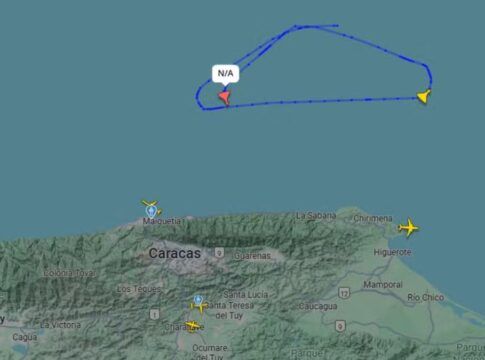 Caças dos EUA sobrevoam região próxima à capital da Venezuela