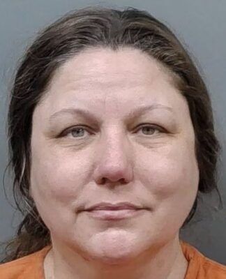 Mulher é suspeita de assassinar dois ex-maridos no mesmo dia na Flórida