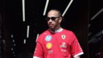 Lewis Hamilton alerta sobre ambiente que Hadjar enfrentará na Red Bull