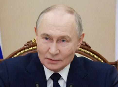 Rússia acusa Ucrânia de atacar residência de Putin com 91 drones