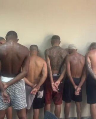 Guarda Civil detém 13 homens com drogas na Praia do Forte em Cabo Frio