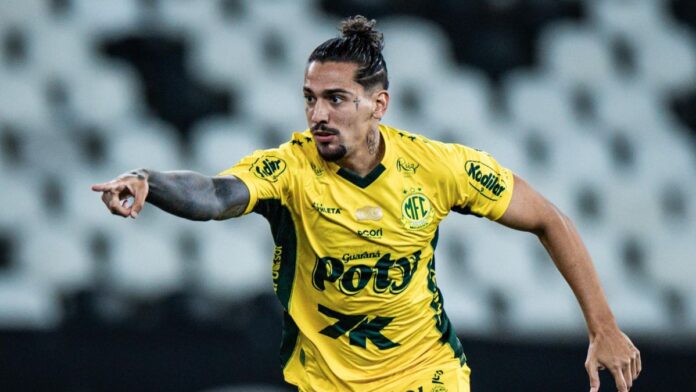 Cruzeiro negocia contratação de Chico da Costa após destaque no Mirassol