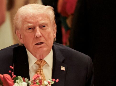 Trump autoriza bombardeios contra terroristas na Nigéria em pleno Natal