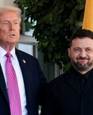Zelensky e Trump discutem plano de paz com a Rússia hoje, na Flórida