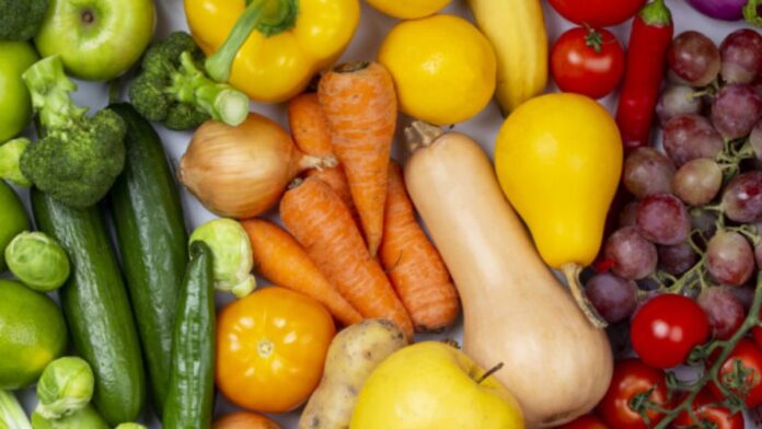 Preços de alimentos caem em 2025, mas câmbio ameaça cenário em 2026