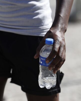 Atendimentos por insolação em SP disparam 27%, e calor já pressiona a saúde pública