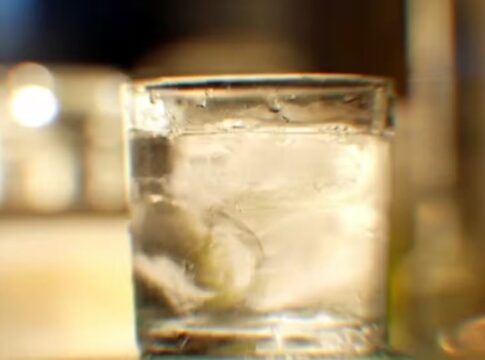 Morre a primeira das sete pessoas com intoxicação por metanol na Bahia