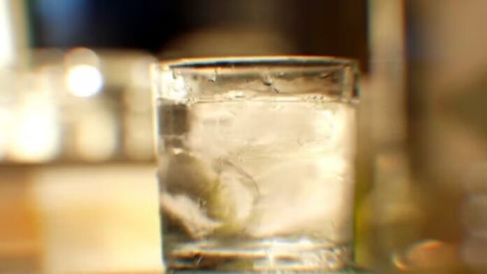 Bebidas com metanol causam intoxicação em 7 pessoas na Bahia