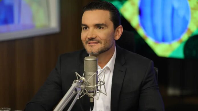 Celso Sabino é expulso do União Brasil após desobedecer partido e manter cargo no governo