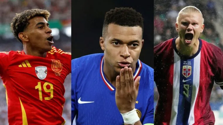 A imagem mostra três jogadores de futebol em montagem lado a lado, cada um vestindo o uniforme de sua seleção. Eles aparecem em momentos de celebração: o da esquerda vibrando, o do centro soprando um beijo e o da direita gritando com intensidade.