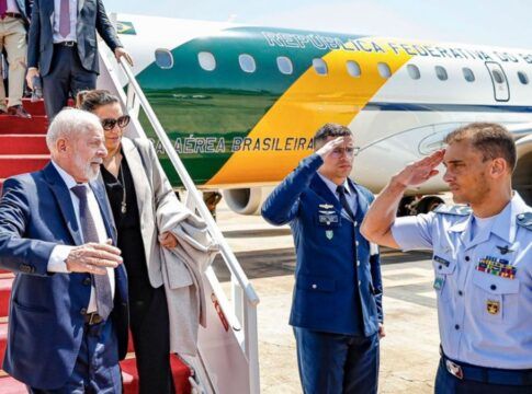 Lula avalia compra de novo avião presidencial após falhas técnicas