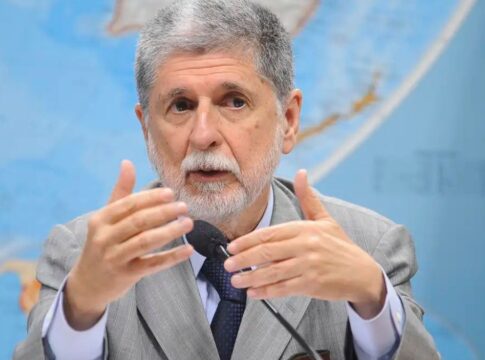 Invasão dos EUA à Venezuela geraria conflito como o do Vietnã, diz Amorim