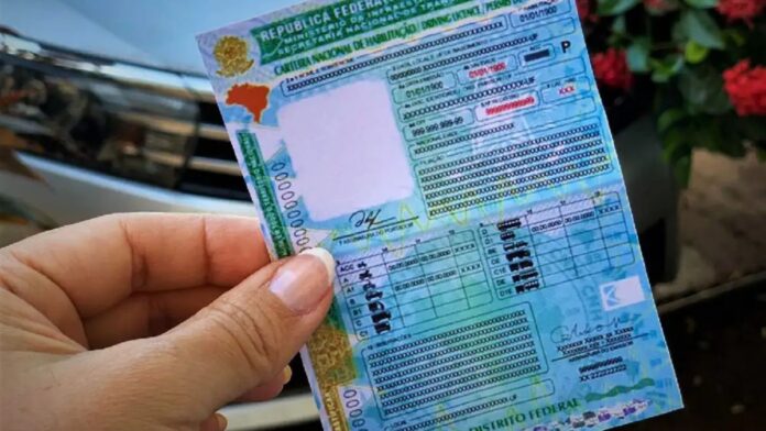 CNH sem autoescola: governo lança aplicativo com novas regras