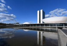 Datafolha: 31% rejeitam Congresso e 35% avaliam STF como ruim ou péssimo