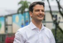Eduardo Pimentel, prefeito de Curitiba, crava placar: “2×1 Flamengo, de virada”