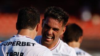 Os jogadores Enzo Díaz e Gonzalo Tapia, do São Paulo