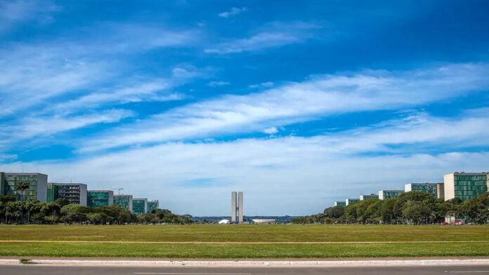 Governo edita regras para remover servidores em casos de violência