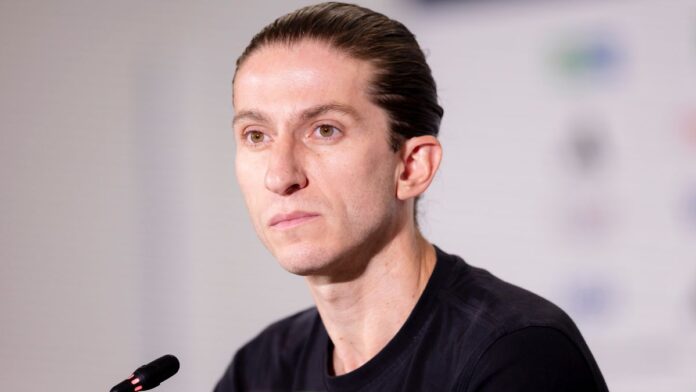 Flamengo confirma renovação de Filipe Luís por mais dois anos