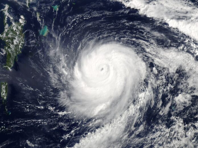 Imagem mostra ciclone se formando