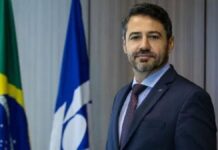 Controladoria-Geral da União demite ex-chefe da Receita que atuou no caso de joias sauditas