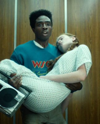 Em imagem da série, o personagem Lucas, tenta fugir do hospital do Max em seu colo