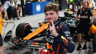 Max Verstappen, piloto da Red Bull Racing, durante as qualificatórias para o GP de Abu Dhabi 2025, nos Emirados Árabes Unidos