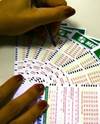 Mega-Sena acumula novamente e prêmio principal vai para R$ 62 milhões