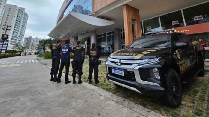 Senador Weverton é alvo de operação contra fraudes no INSS