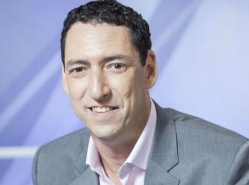 “Sempre fui contra gramado artificial”, diz PVC à TMC