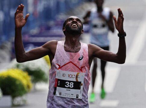 São Silvestre 2025: brasileiros ficam em 3º lugar e etíope e tanzaniana vencem corrida