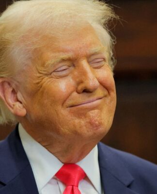 Trump diz que reunião entre EUA e Rússia em Moscou foi “razoavelmente boa”