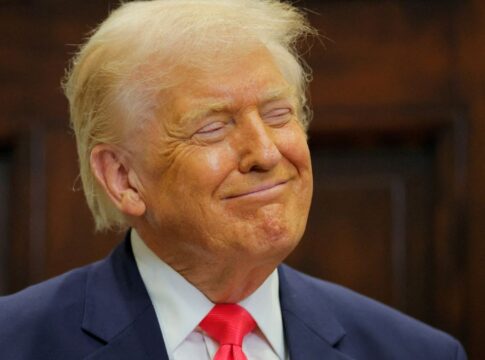 Trump diz que reunião entre EUA e Rússia em Moscou foi “razoavelmente boa”