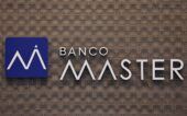Banco Master Logotipo do Banco Master é exibido em prédio da instituição em São Paulo