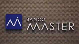 Logotipo do Banco Master é exibido em prédio da instituição em São Paulo