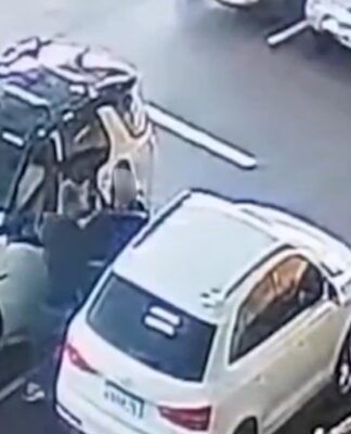 Mulher é abordada por criminoso em supermercado na zona sul de São Paulo