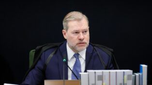 Ministro Dias Toffoli durante sessão da Segunda Turma do STF