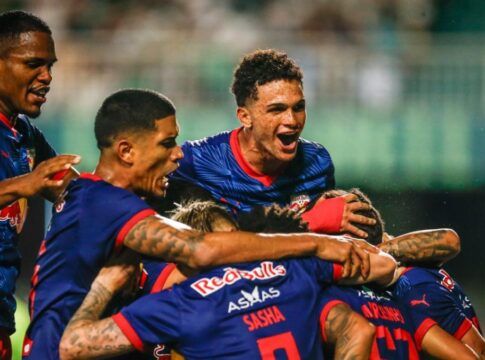 Gustavo Marques, Lucas Barbosa, Gustavo Neves, Eduardo Sasha, Juninho Capixaba