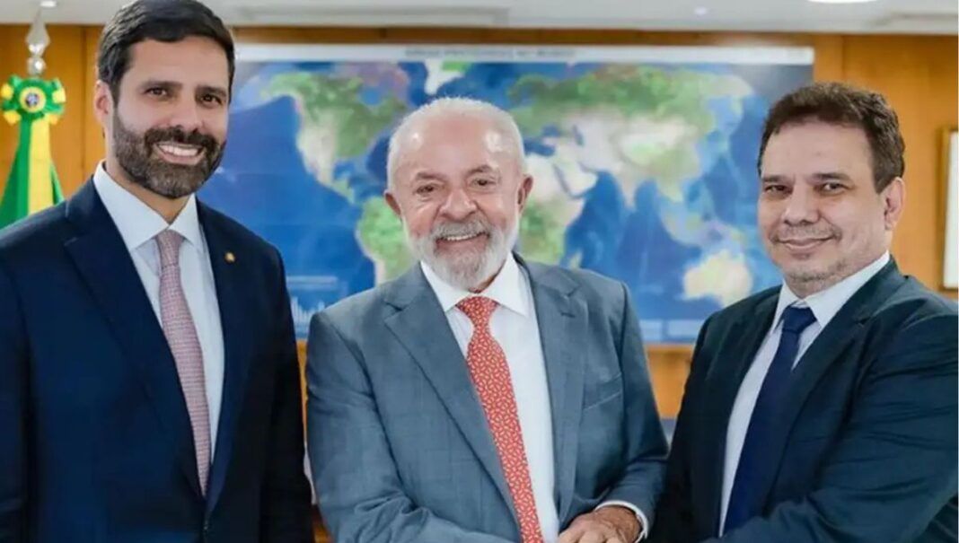O presidente Luiz Inácio Lula da Silva convidou Wellington César Lima e Silva para assumir o cargo de ministro da Justiça e Segurança Pública, em substituição ao ex-ministro Ricardo Lewandowski