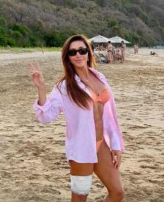 Tayane Dalazen postou foto de seu machucado na perna em uma rede social