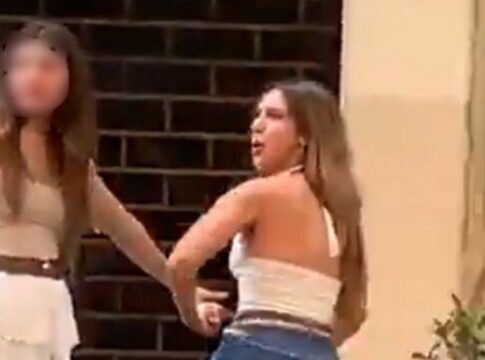 Funcionário de bar em Ipanema registrou em vídeo a turista argentina imitando macaco