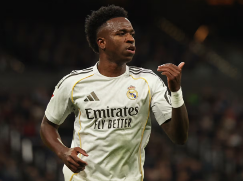 Chelsea prepara oferta de quase R$ 1 bilhão por Vinicius Júnior